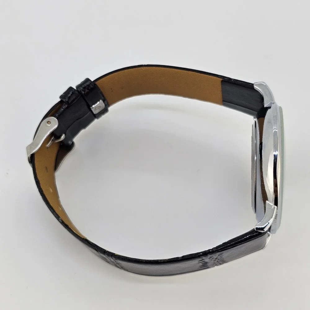 Men's Analog Watch 38MM White Dial Black Faux‎ Leather Bands New Battery